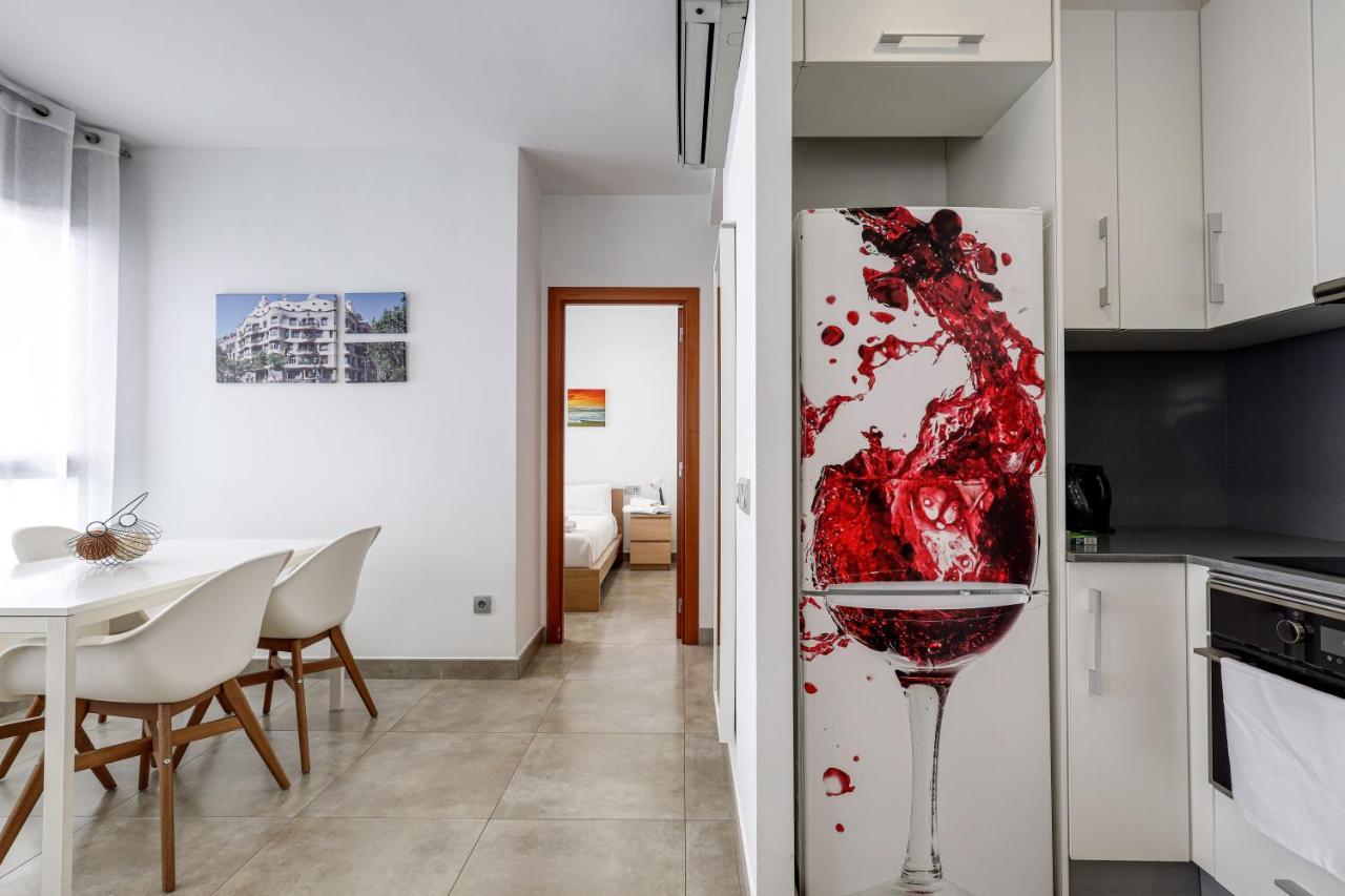 Urban Flats Vallirana Barcelona Buitenkant foto