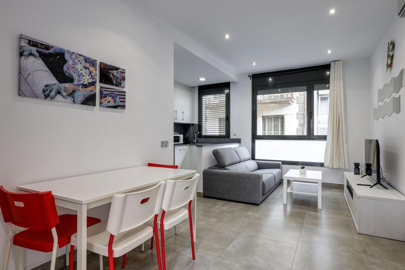 Urban Flats Vallirana Barcelona Buitenkant foto