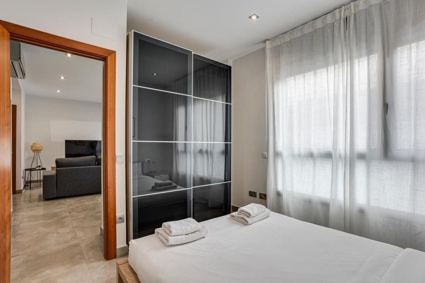 Urban Flats Vallirana Barcelona Buitenkant foto